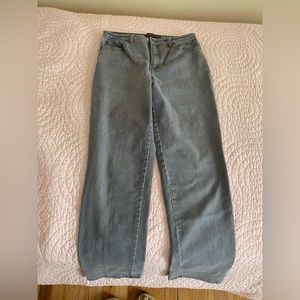 Light grey Gloria Vanderbilt jeans
